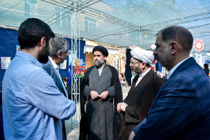 بازدید مدیران آستان قدس رضوی از فرایند توزیع اقلام آموزشی و فرهنگی مهدالرضا علیه‌السلام