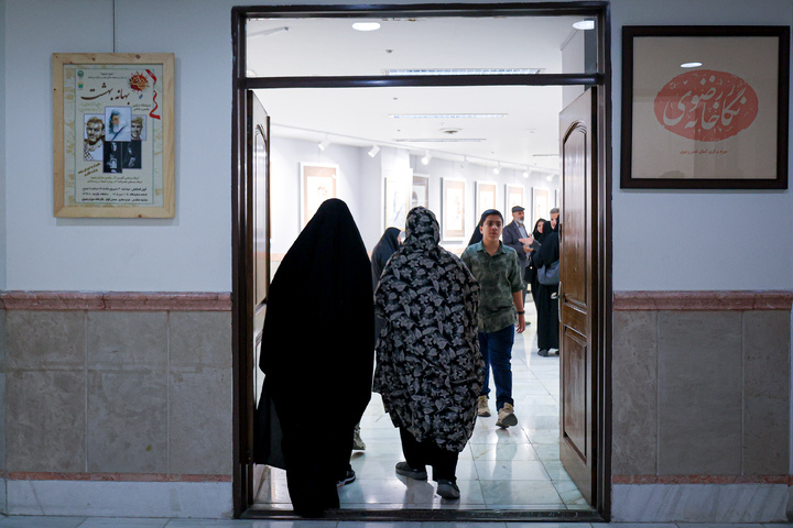 افتتاح نمایشگاه «بهانه بهشت» در نگارخانه رضوی