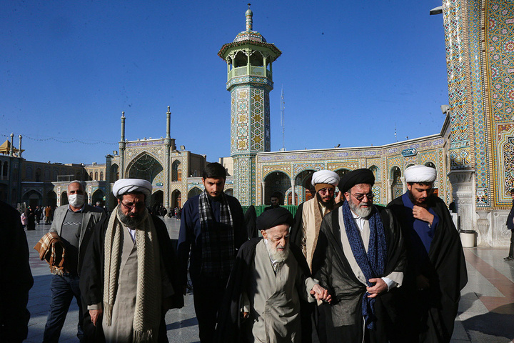 آخرین زیارت‌های آیت‌الله‌العظمی شبیری زنجانی در حرم حضرت معصومه(س)