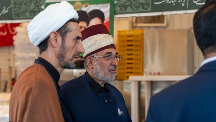 خدمت‌رسانی ۳۰ موکب ایرانی و عراقی به زائران در حرم حضرت معصومه(س)