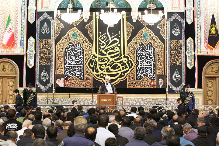 محفل عزاداری اول شب رحلت حضرت معصومه(س) در حرم مطهر ایشان