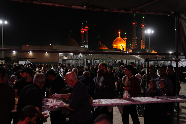 پذیرایی موکب‌ها از زائران حرم حضرت فاطمه معصومه (س)