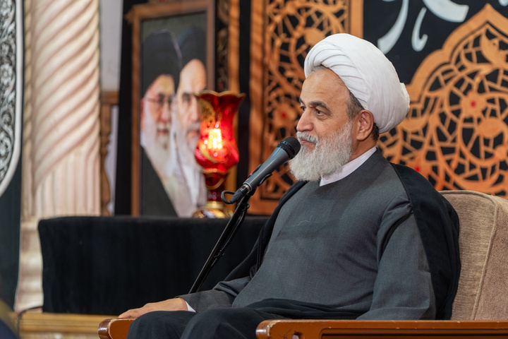 دومین محفل عزاداری شب رحلت بانوی کرامت در حرم مطهر قم
