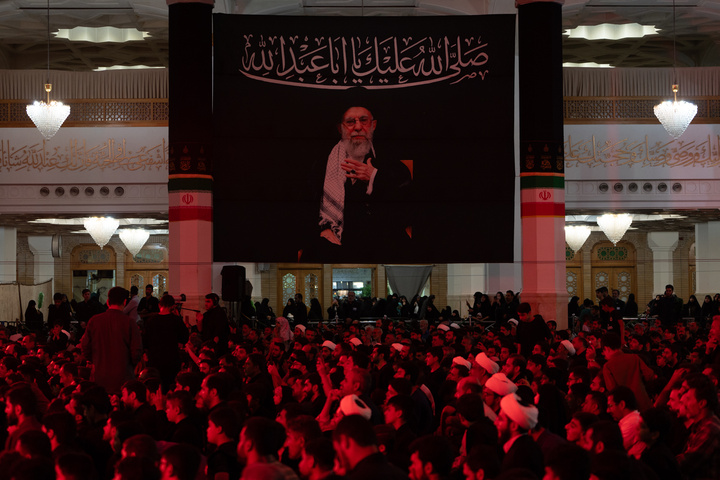 دومین محفل عزاداری شب رحلت بانوی کرامت در حرم مطهر قم