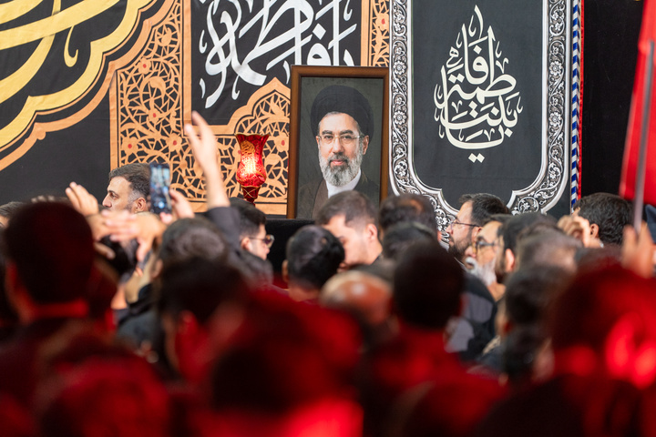 دومین محفل عزاداری شب رحلت بانوی کرامت در حرم مطهر قم