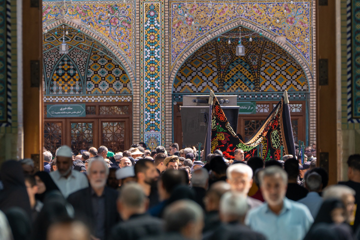 عزاداری هیئات مذهبی در سوگ رحلت حضرت فاطمه معصومه (س) در حرم مطهر