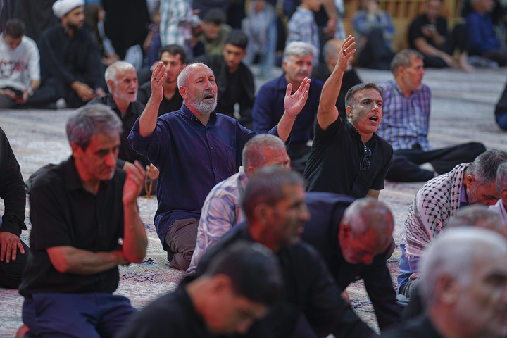 عزاداری آذری زبانان قم در سوگ کریمه اهل بیت (س)