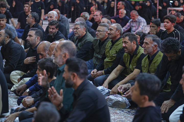 عزاداری آذری زبانان قم در سوگ کریمه اهل بیت (س)