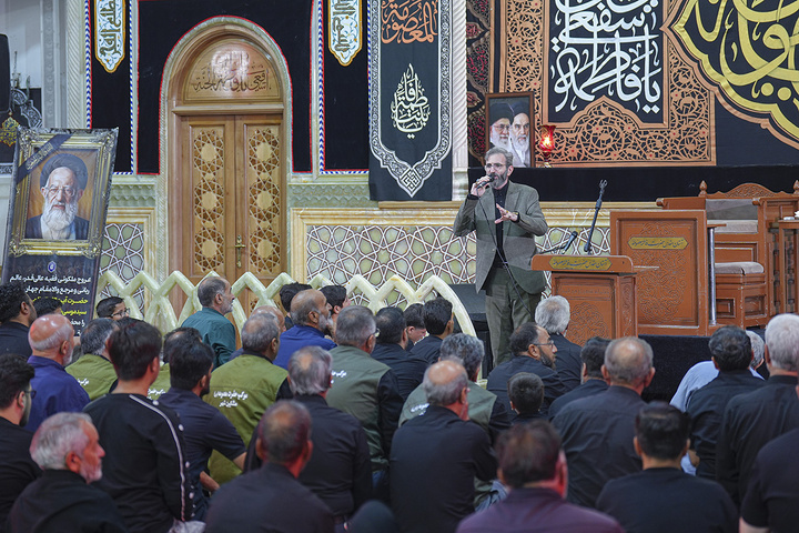 عزاداری آذری زبانان قم در سوگ کریمه اهل بیت (س)