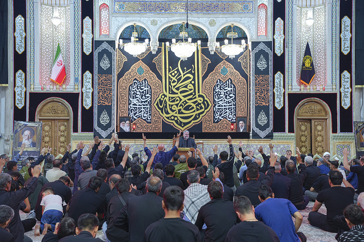 عزاداری آذری زبانان قم در سوگ کریمه اهل بیت (س)