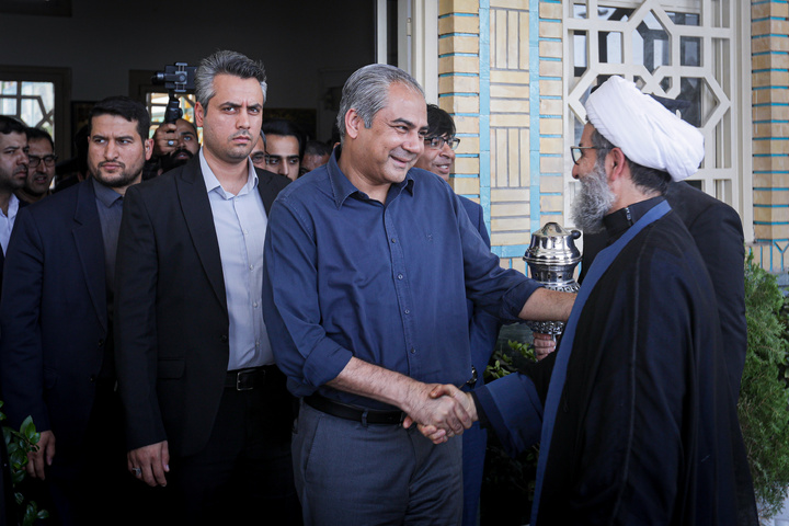 تشرف وزیر کشور جمهوری اسلامی پاکستان به حرم مطهر رضوی