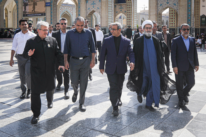تشرف وزیر کشور جمهوری اسلامی پاکستان به حرم مطهر رضوی