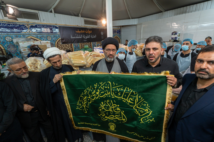 تقدیر از مواکب ایام رحلت بانوی کرامت توسط مسئولان حرم مطهر