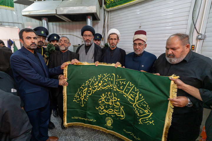 تقدیر از مواکب ایام رحلت بانوی کرامت توسط مسئولان حرم مطهر