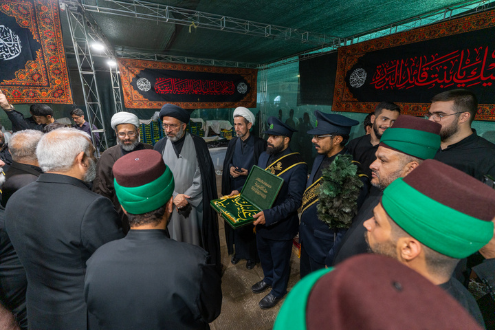 تقدیر از مواکب ایام رحلت بانوی کرامت توسط مسئولان حرم مطهر