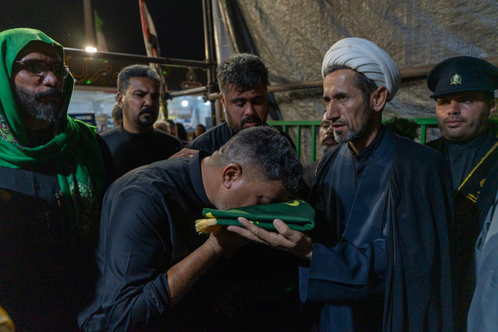 تقدیر از مواکب ایام رحلت بانوی کرامت توسط مسئولان حرم مطهر