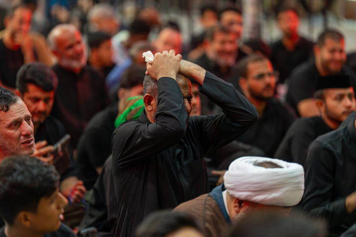 عزاداری پرشور عرب زبانان در حرم کریمه اهل بیت(س)