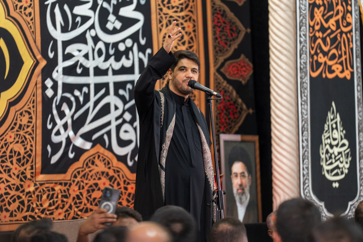 عزاداری پرشور عرب زبانان در حرم کریمه اهل بیت(س)