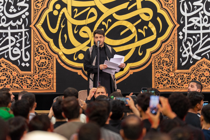 عزاداری پرشور عرب زبانان در حرم کریمه اهل بیت(س)