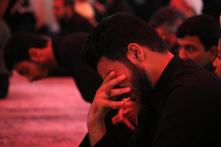 برپایی محفل عزاداری کریمه اهل بیت(س) در حرم مطهر ایشان