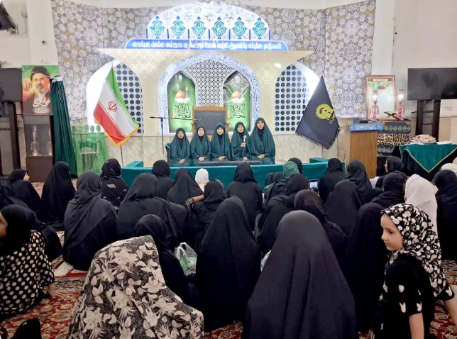 بانوان اردوزبان در سوگ رحلت بانوی کرامت اشک ماتم ریختند
