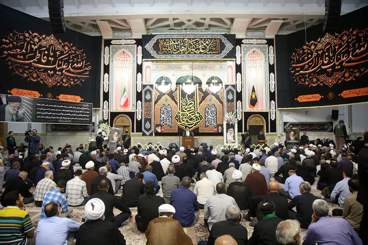 بزرگداشت آیت‌الله اعظمی شبیری زنجانی از سوی رهبر معظم انقلاب در حرم بانوی کرامت
