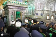 حضور خادمین آستان مقدس حضرت عبدالعظیم(ع) در آیین غبارروبی حرم مطهر حضرت احمد بن موسی الکاظم(ع)