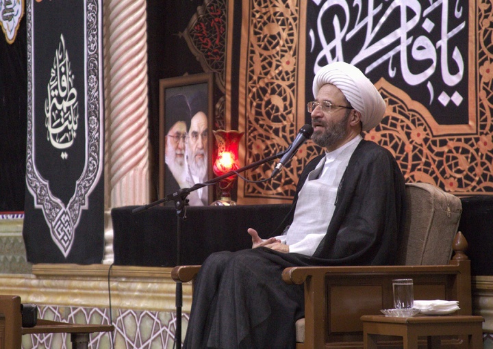محفل «کرسی تلاوت فاطمی» در حرم مطهر حضرت معصومه(س) برگزار شد