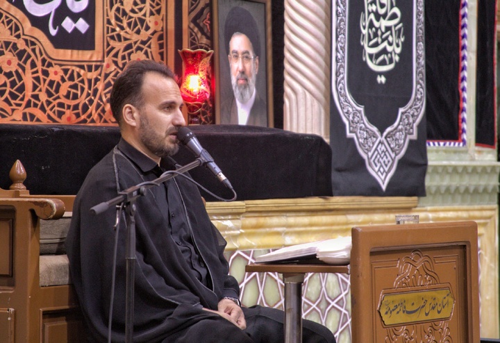 محفل «کرسی تلاوت فاطمی» در حرم مطهر حضرت معصومه(س) برگزار شد