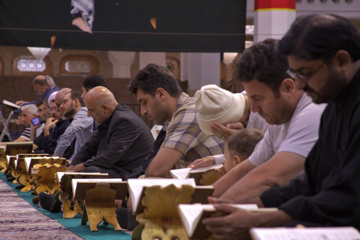محفل «کرسی تلاوت فاطمی» در حرم مطهر حضرت معصومه(س) برگزار شد