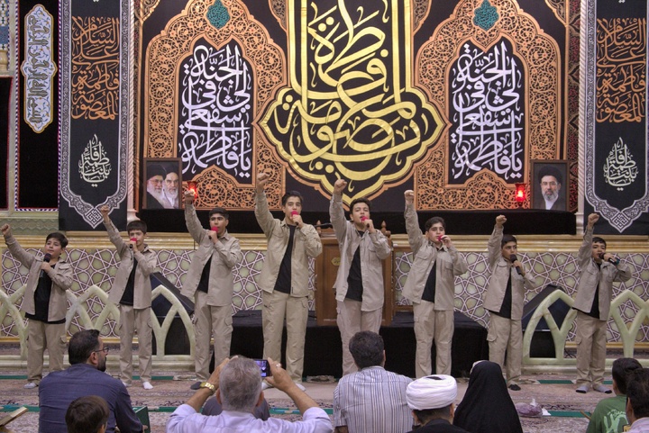 محفل «کرسی تلاوت فاطمی» در حرم مطهر حضرت معصومه(س) برگزار شد