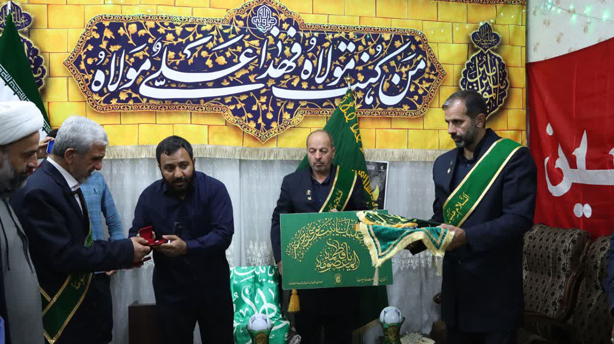 دیدار سفیران کریمه با خانواده ۲۲ شهید استان اصفهان