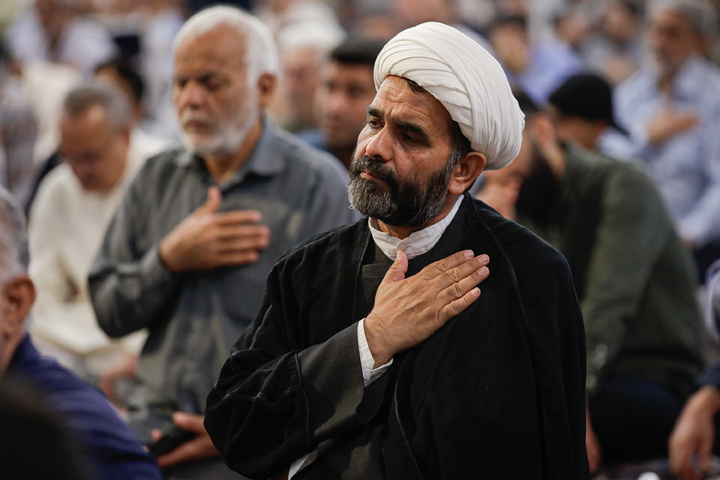 وداع با پیکر فرمانده قرارگاه عملیاتی سجاد سراوان در حرم مطهر رضوی