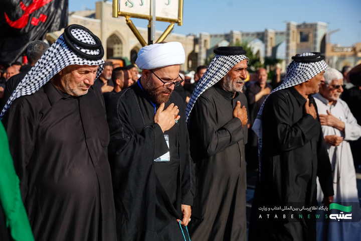 تشرف موکب‌داران کربلایی به حرم مطهر رضوی