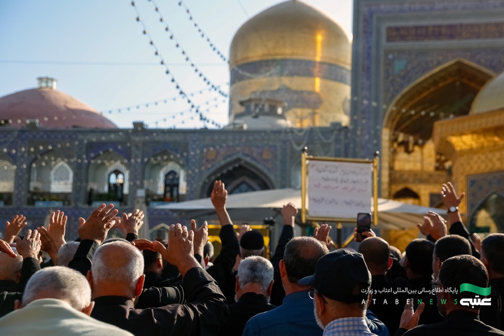 تشرف موکب‌داران کربلایی به حرم مطهر رضوی