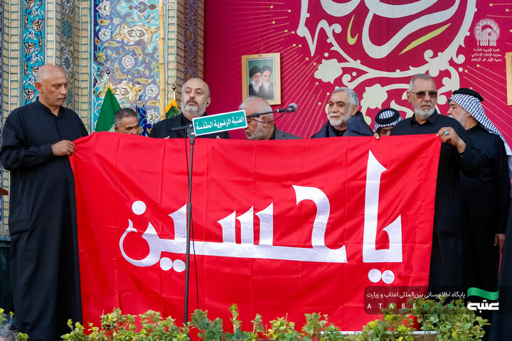 تشرف موکب‌داران کربلایی به حرم مطهر رضوی