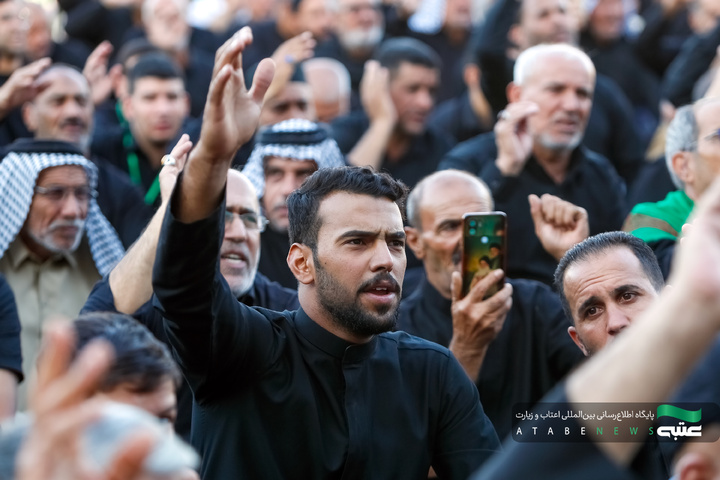 تشرف موکب‌داران کربلایی به حرم مطهر رضوی