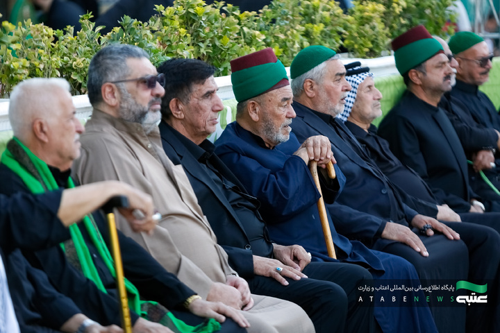 تشرف موکب‌داران کربلایی به حرم مطهر رضوی