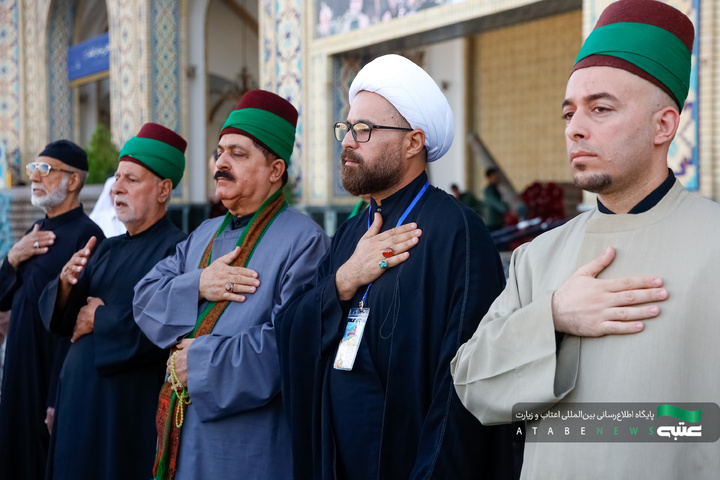 تشرف موکب‌داران کربلایی به حرم مطهر رضوی