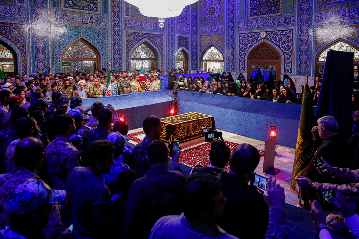 بزرگداشت مقام سرباز در حرم مطهر رضوی