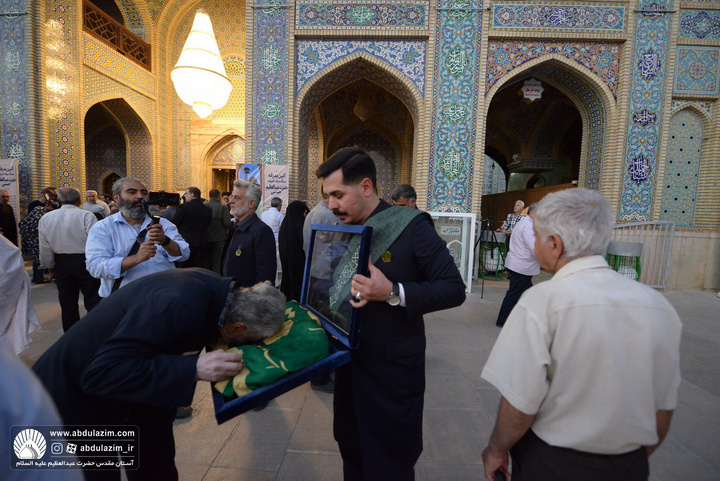 آئین بدرقه سنگ مرقد مطهر حضرت عبدالعظیم حسنی (ع) از شهر ادب و شعر به شهر کهن و تاریخی ری