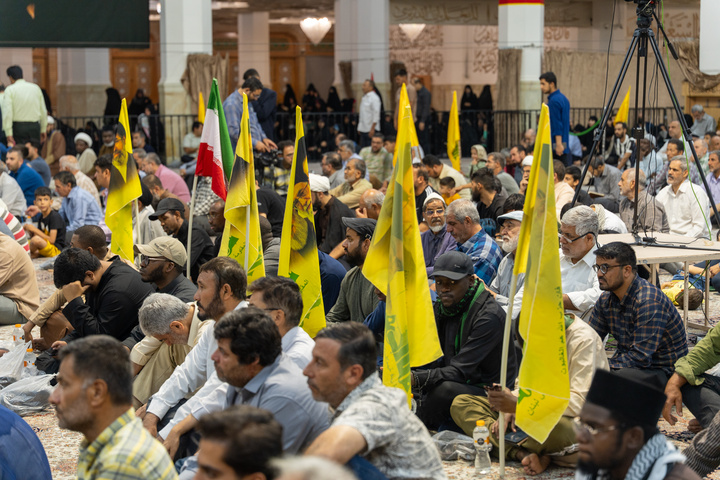 مراسم با شکوه بزرگداشت مجاهد کبیر شهید سید حسن نصرالله در حرم بانوی کرامت