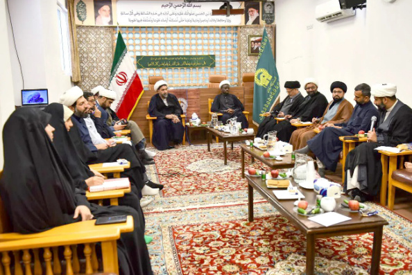 بیست‌وپنجمین پیش‌نشست کنگره جهانی حضرت رضا (ع) در قم برگزار شد
