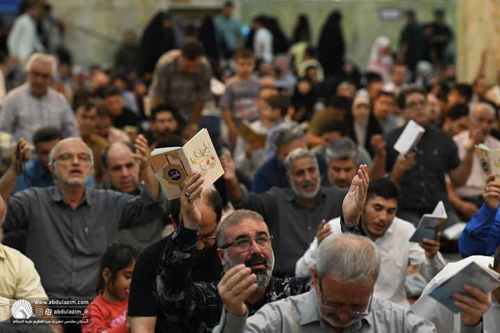 مراسم دعای کمیل و یادبود دومین سالگرد شهادت سید حسن نصرالله در آستان مقدس حضرت عبدالعظیم علیه السلام