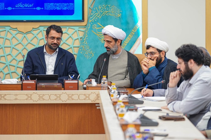 دومین نشست کارگروه رسانه و فضای مجازی آستان‌های مقدس ایران در قم برگزار شد + تصاویر