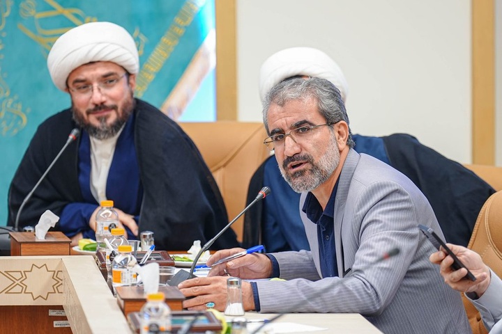 دومین نشست کارگروه رسانه و فضای مجازی آستان‌های مقدس ایران در قم برگزار شد + تصاویر