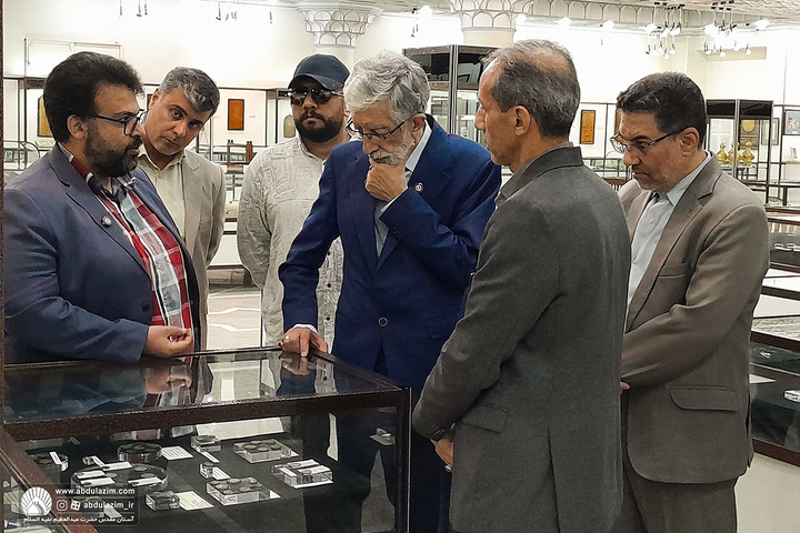 بازدید دکتر حداد عادل از موزه آستان مقدس حضرت عبدالعظیم علیه السلام