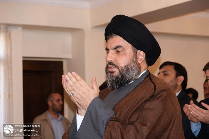 گزارش تصویری حضور سیدالشهدای مقاومت، شهید سید حسن نصرالله در حرم مطهر حضرت عبدالعظیم در سال 1384