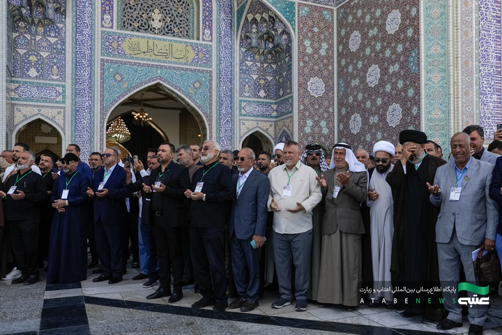 تشرف موکب‌داران عراقی به حرم مطهر رضوی