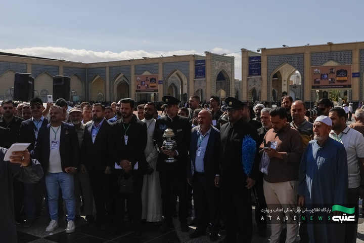 تشرف موکب‌داران عراقی به حرم مطهر رضوی